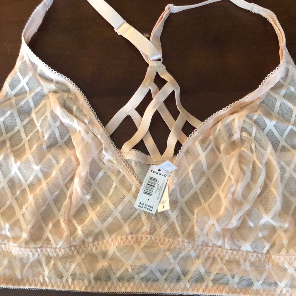 Torrid NEW w/ tags bralette size 1